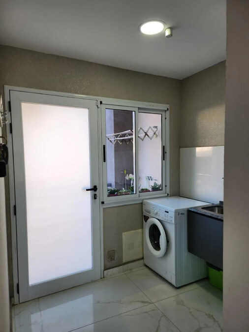 VENDO TRIPLEX ZONA THOMPSON, NUEVO PRECIO !!!