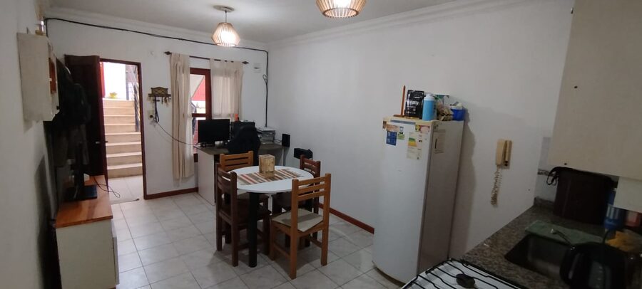 VENDO DEPTO 1 DORMITORIO CENTRICO.