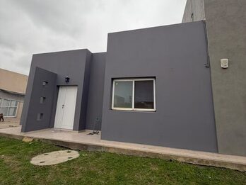 ALQUILO EN COMPLEJO CERRADO AGAPANTUS - 2 HABITACIONES