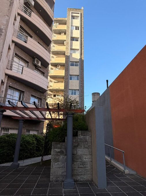 Alquiler Departamento 1 Dortmitorio Calle Colon Zona Centro