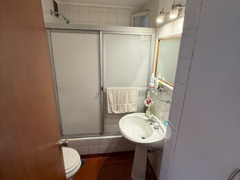VENTA - SEMI PISO 3 DORMITORIOS CON COCHERA EN PLENO CENTRO