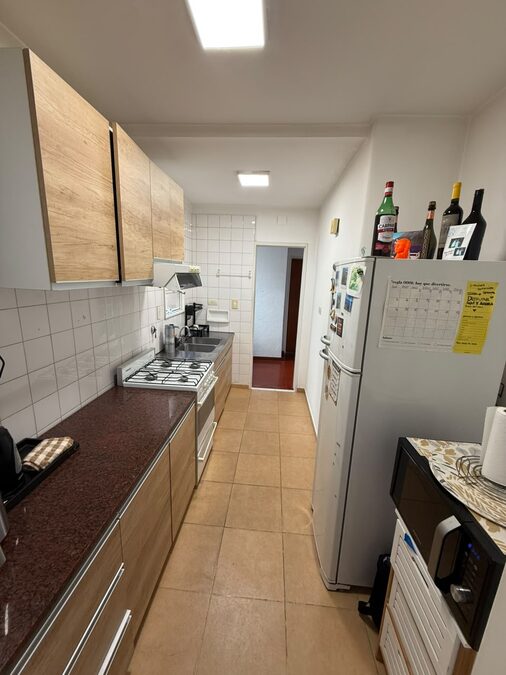 VENTA - SEMI PISO 3 DORMITORIOS CON COCHERA EN PLENO CENTRO