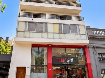 🏢 DEPARTAMENTO 3 DORMITORIOS EN PLENO CENTRO – APTO CRÉDITO