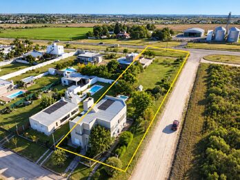 CASA | 4 AMBIENTES | PISCINA | LOTE EXTRA | PARRILLA | LOTEO SANTA MARÍA
