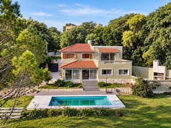 CASA | 5 AMBIENTES | PISCINA | APTO CRÉDITO | PARQUE | ZONA LA TOMA