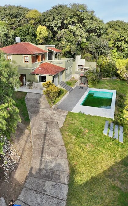 CASA | 5 AMBIENTES | PISCINA | APTO CRÉDITO | PARQUE | ZONA LA TOMA
