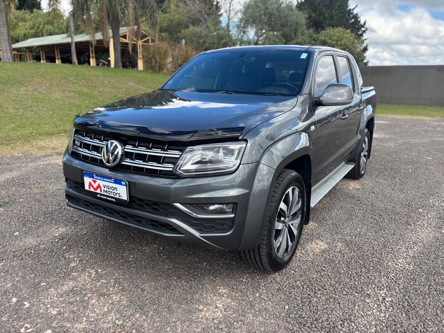 VOLKSWAGEN AMAROK V6 30TD 4X4 DC AT EXTREME. Recibo vehículos de menor y mayor valor.