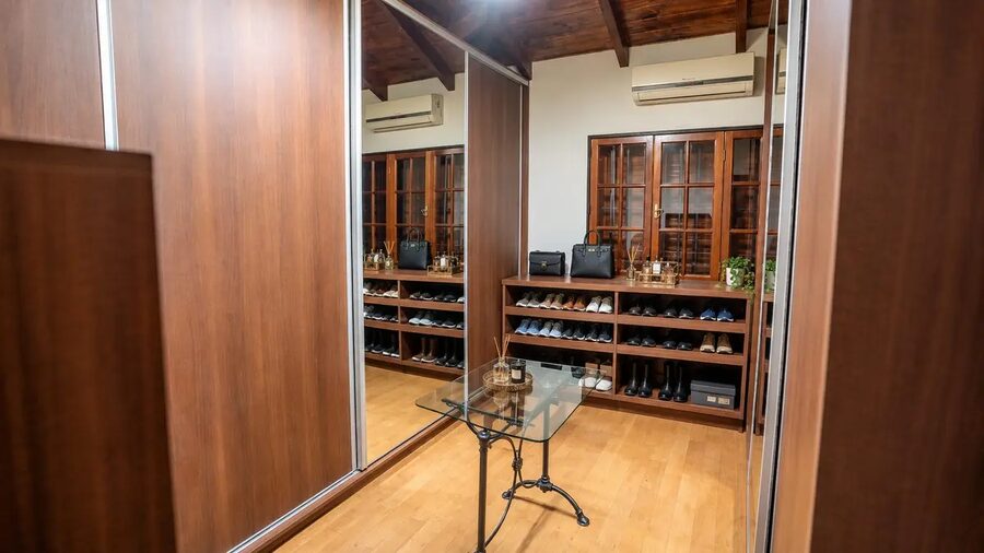 Amplia casa con pileta y quincho — Zona Sur, Paraná