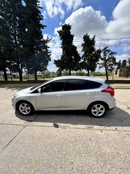 VENDO FOCUS IMPECABLE..!!!