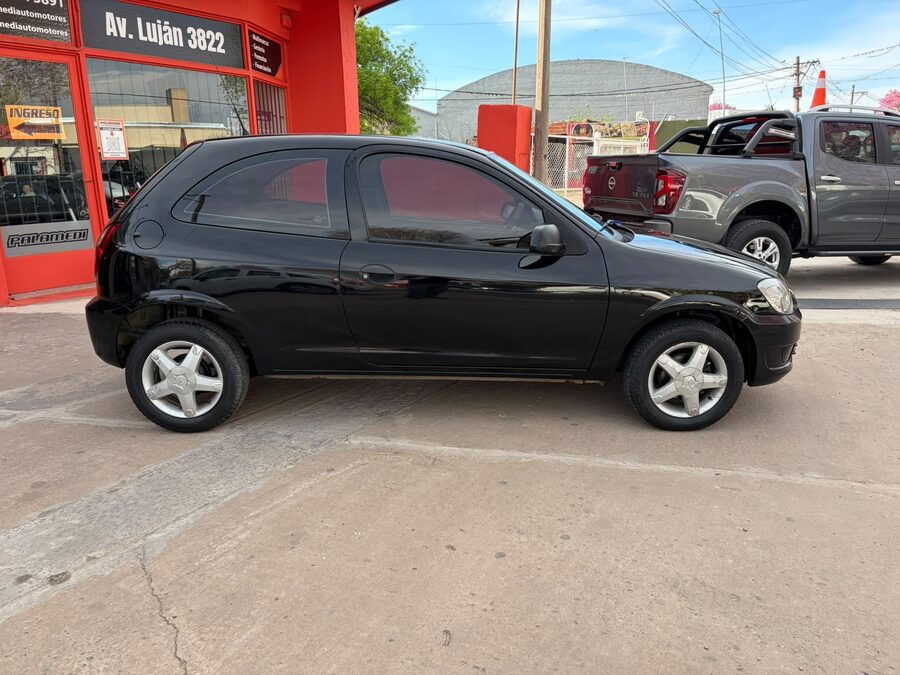CELTA 1.4 LT 3ptas-2011