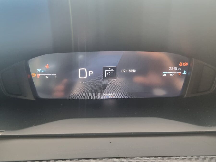 Oportunidad Peugeot 208 Allure 1.6 Aut 2025 Km/2200 (nuevo)