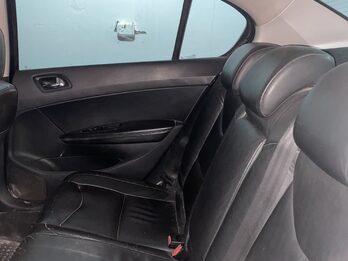 LÍQUIDO Peugeot 408
