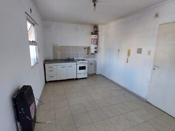 Corrientes 427 Piso 2 al frente