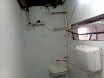 dño alquila dto de 2 amb pb frente impecable $ 210.000 sin expensas brrio san Jose
