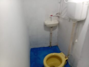 dño alquila dto de 2 amb pb frente impecable $ 210.000 sin expensas brrio san Jose