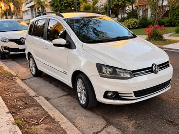 VOLKSWAGEN SURAN 1.6 HIGHLINE - AÑO 2.017