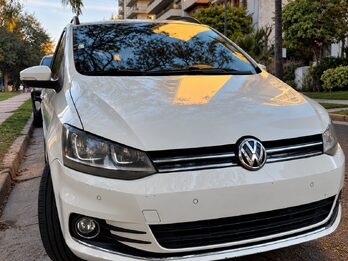 VOLKSWAGEN SURAN 1.6 HIGHLINE - AÑO 2.017