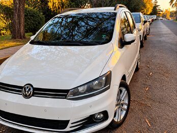 VOLKSWAGEN SURAN 1.6 HIGHLINE - AÑO 2.017