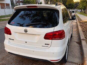 VOLKSWAGEN SURAN 1.6 HIGHLINE - AÑO 2.017