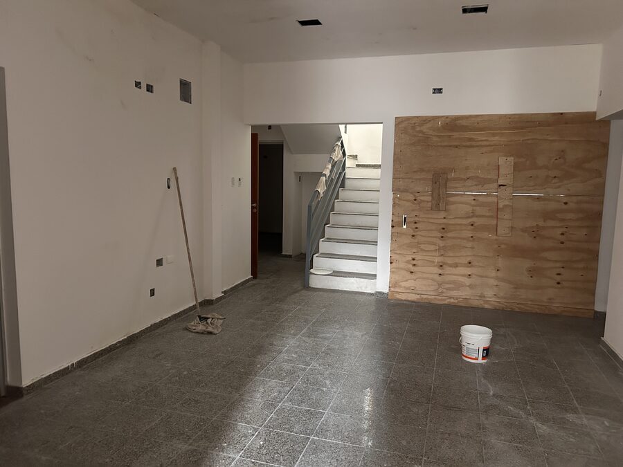 ALQUILER - OFICINAS C/ BELGRANO Y FELICIANO