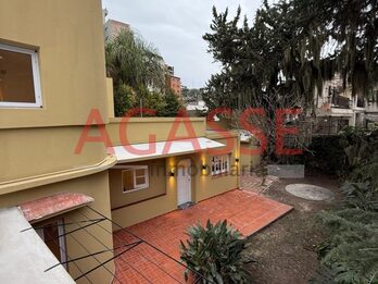 Calle Urquiza. VENDO CASA RESTAURADA A NUEVA. DETALLES DE CALIDAD. CENTRICA