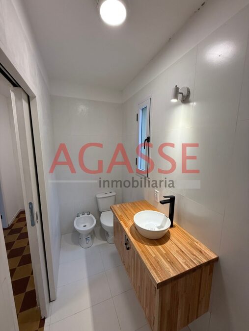 Calle Urquiza. VENDO CASA RESTAURADA A NUEVA. DETALLES DE CALIDAD. CENTRICA
