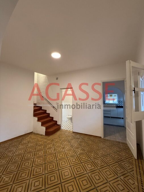 Calle Urquiza. VENDO CASA RESTAURADA A NUEVA. DETALLES DE CALIDAD. CENTRICA