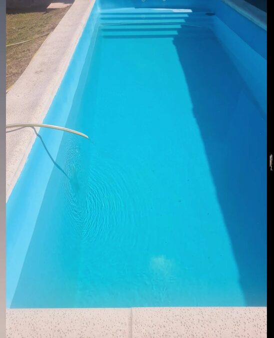 LOCAL COMERCIAL + PILETA + AMPLIO TERRENO - SAN BENITO