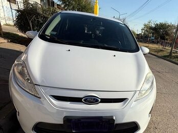 Vendo Ford fiesta 2012