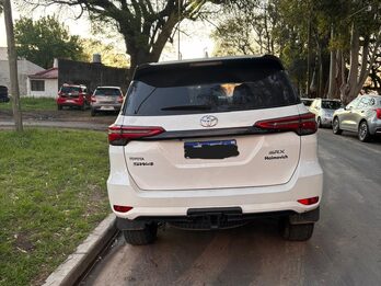 Oportunidad! TOYOTA SW4 4X4 SRX 2.8 TDI 6 AT 7 Asientos