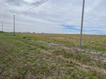 VENDO TERRENO EN COUNTRY DEL NORTE.  ACCESO NORTE