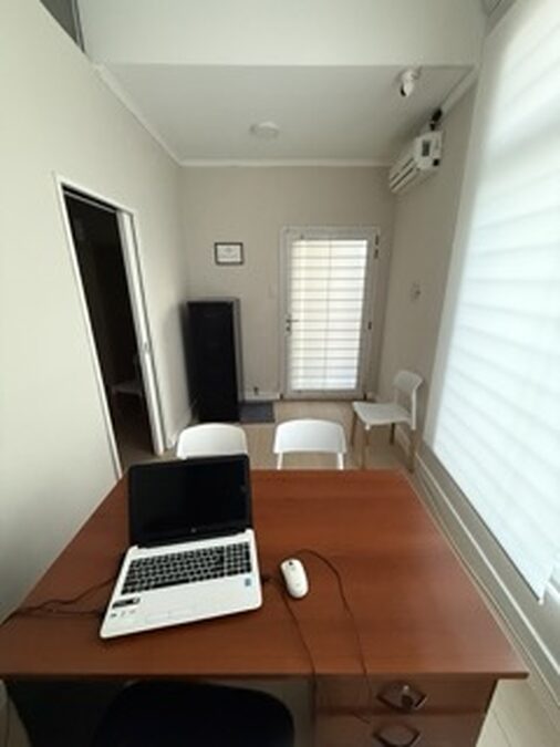 VENDO CALLE MENDOZA LOCAL - OFICINA IMPECABLE