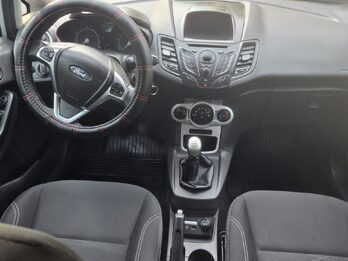 Ford Fiesta 2017 SE