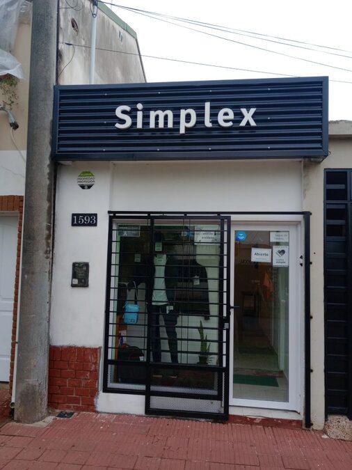 EN VENTA: CASA + LOCAL COMERCIAL. GRELLA casi DON BOSCO