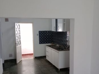 EN VENTA: CASA + LOCAL COMERCIAL. GRELLA casi DON BOSCO