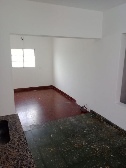 EN VENTA: CASA + LOCAL COMERCIAL. GRELLA casi DON BOSCO