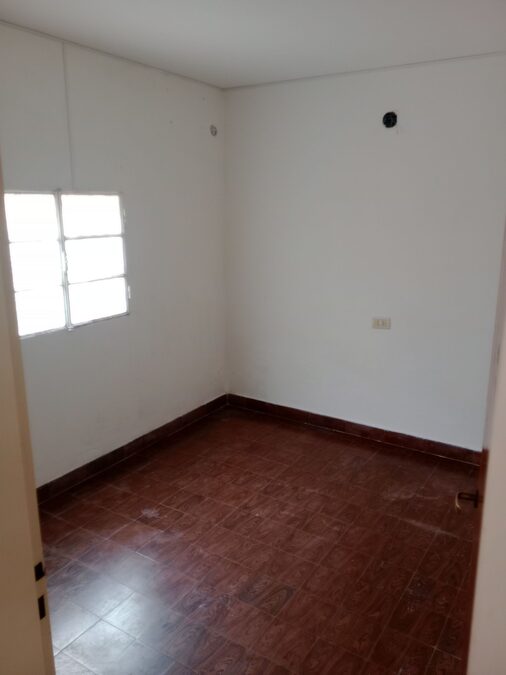 EN VENTA: CASA + LOCAL COMERCIAL. GRELLA casi DON BOSCO
