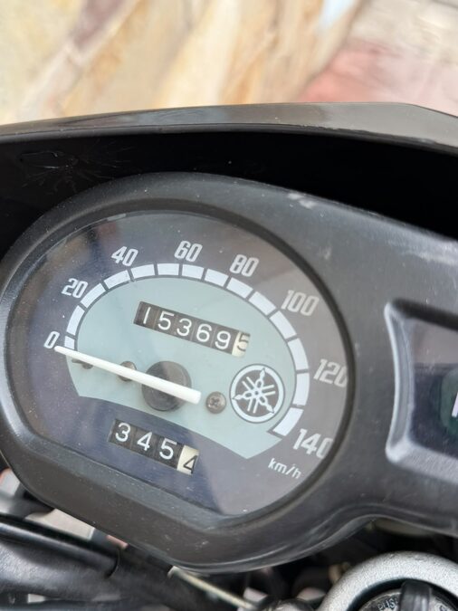 VENDO XTZ 125 CON 15 MIL KM