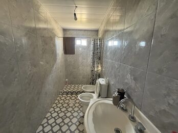 🏡 Quinta con pileta en Loma Hermosa – USD 49.000