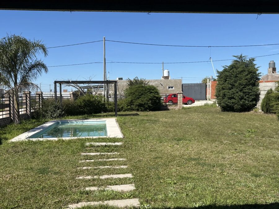 🏡 Quinta con pileta en Loma Hermosa – USD 49.000
