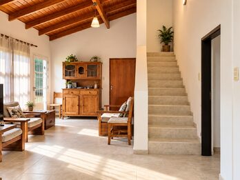 CASA | 5 AMBIENTES | PATIO | APTO CRÉDITO | COCHERA DOBLE | PARANÁ
