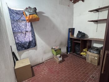 Local calle Guido marizza