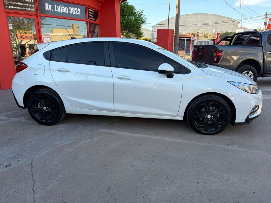 CRUZE 1.4T LT 5ptas -2019