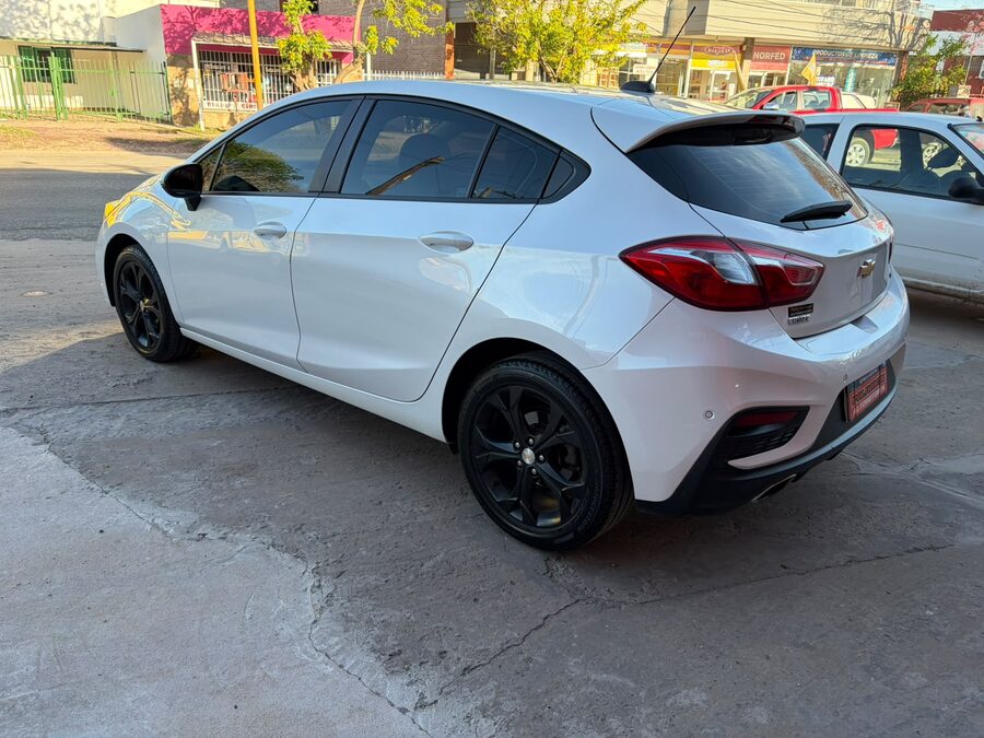 CRUZE 1.4T LT 5ptas -2019