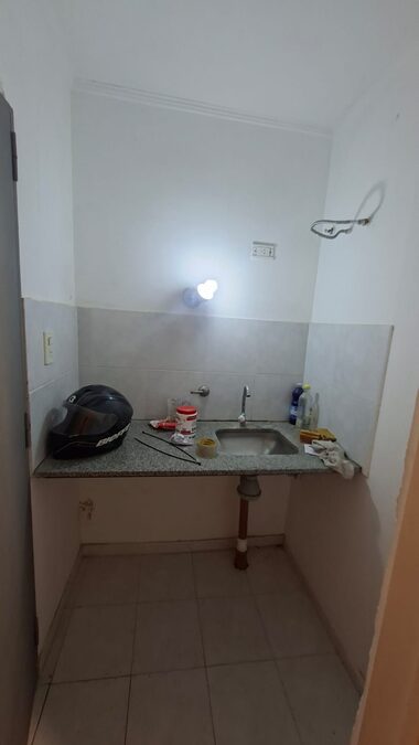 ALQUILO LOCAL COMERCIAL EN ZONA CENTRO