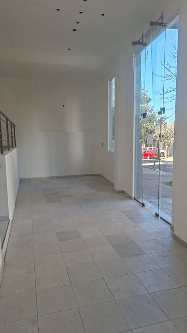 ALQUILO LOCAL COMERCIAL EN ZONA CENTRO