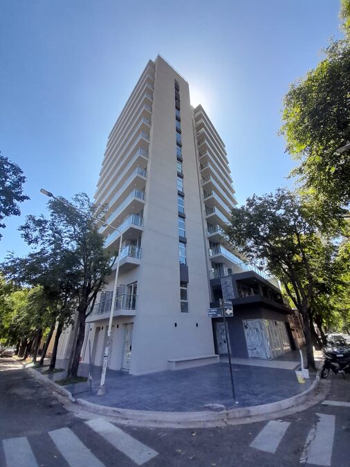 ALQUILO DEPARTAMENTO DE CATEGORIA EN EL  PARQUE URQUIZA