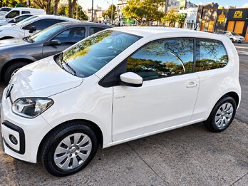 VOLKSWAGEN UP! 1.0 MPI MOVE 3P - AÑO 2.017