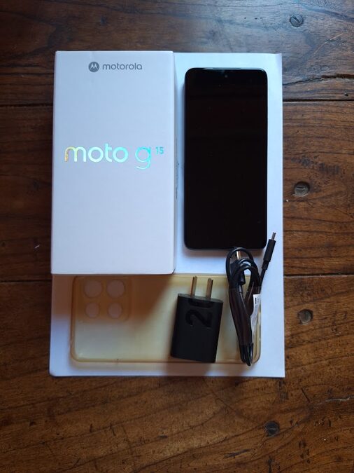 VENDO Motorola G15 Special Edition (256G)- impecable poco uso
