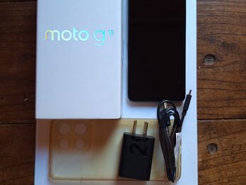 VENDO Motorola G15 Special Edition (256G)- impecable poco uso